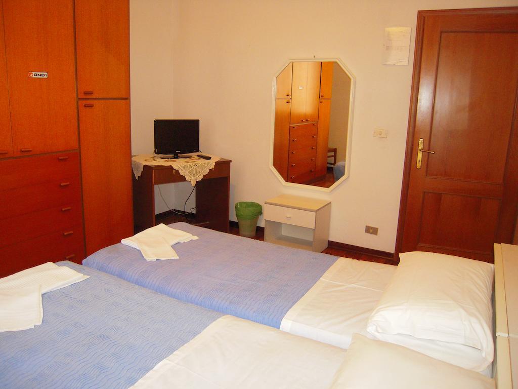 Riva Reno Guesthouse Bologna Kültér fotó