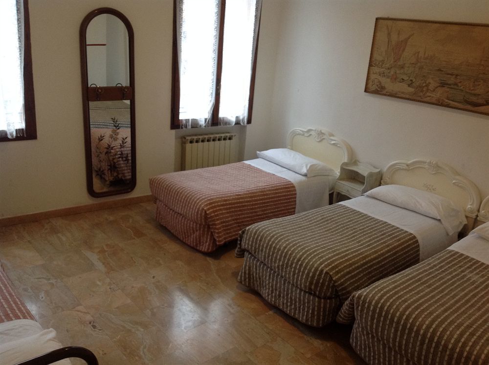Riva Reno Guesthouse Bologna Kültér fotó