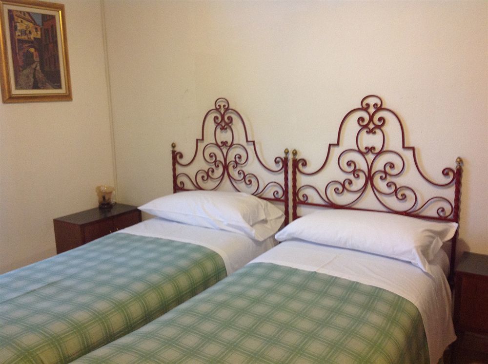 Riva Reno Guesthouse Bologna Kültér fotó