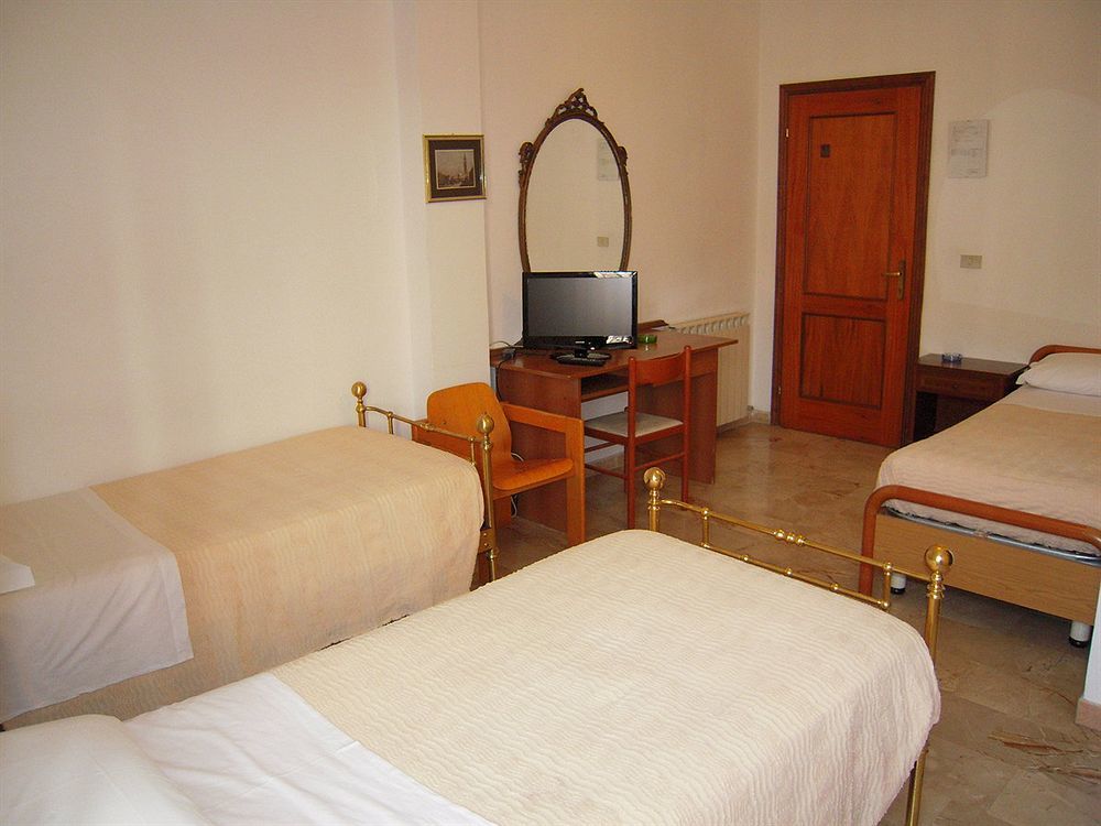 Riva Reno Guesthouse Bologna Kültér fotó