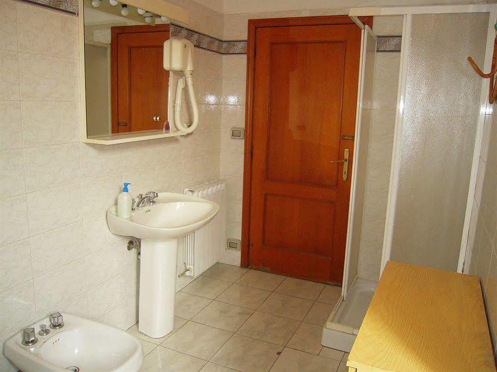 Riva Reno Guesthouse Bologna Kültér fotó