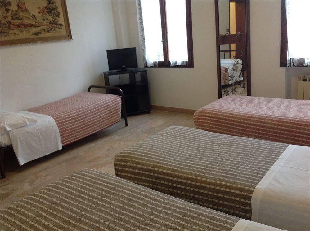 Riva Reno Guesthouse Bologna Kültér fotó